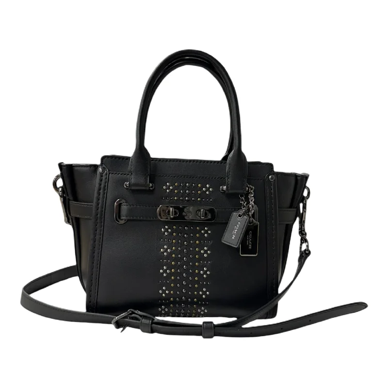 Coach bags with a front - zip pocket for small items like keys and cardsCrossbody Designer By Coach, Size: Small