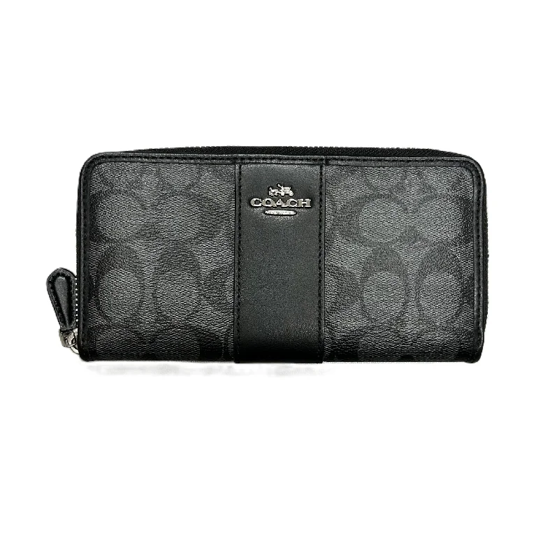 Coach bags with a detachable mobile phone holder for on - the - go useWallet Designer By Coach, Size: Large